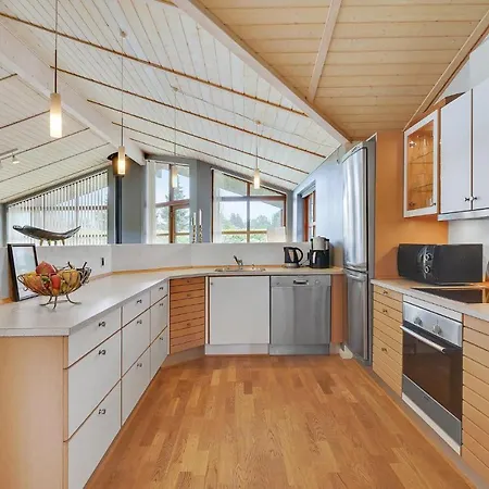 Dom wakacyjny Pet Friendly In With Sauna *